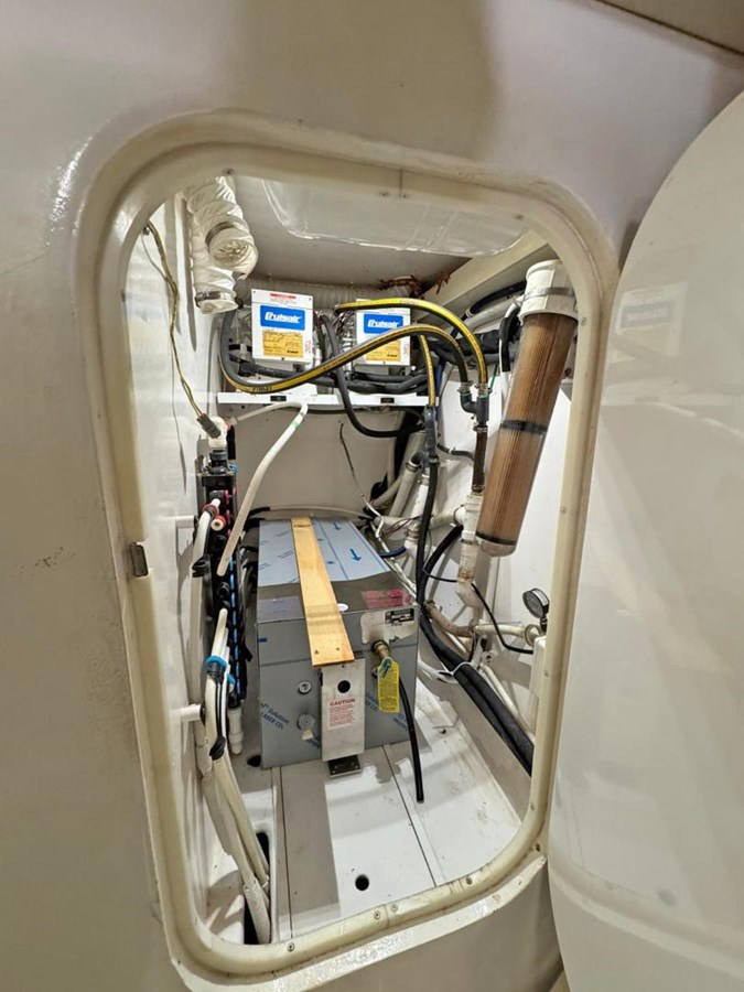 Viking Sport Fisherman Viking 68 Convertible For Sale