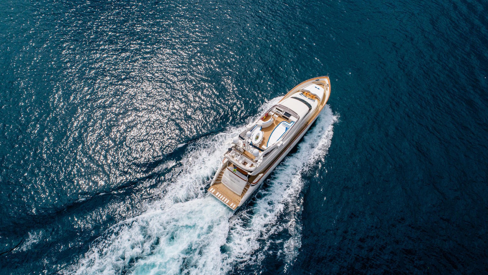 Dominator Motor Yacht LADY MURA For Sale