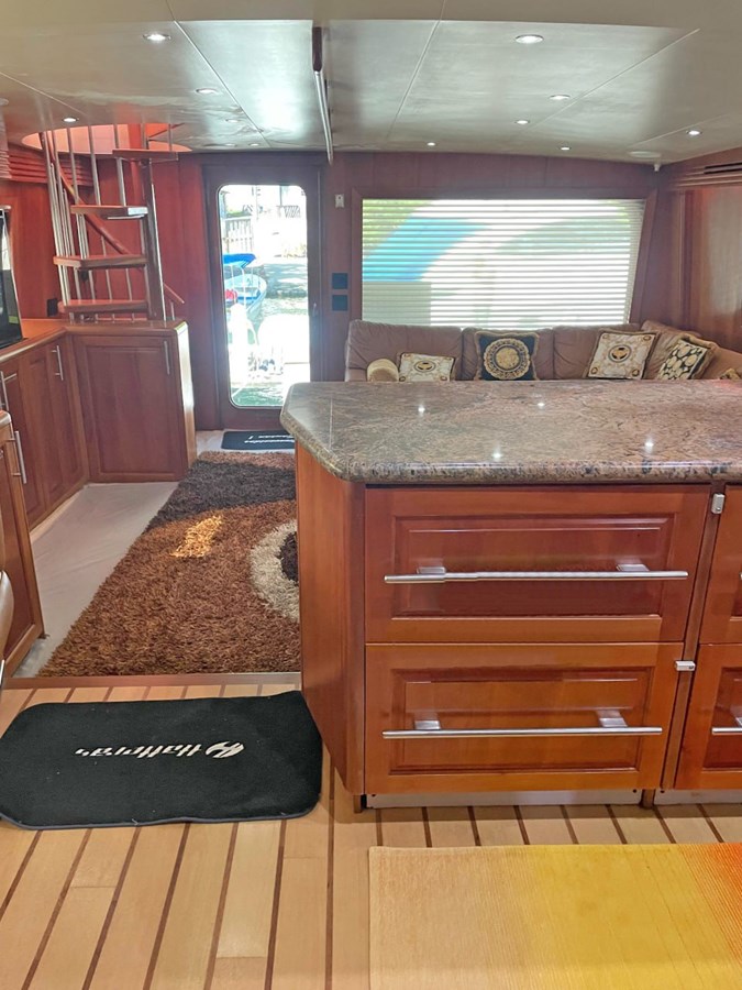 Hatteras Sport Fisherman Hatteras 68 Convertible For Sale