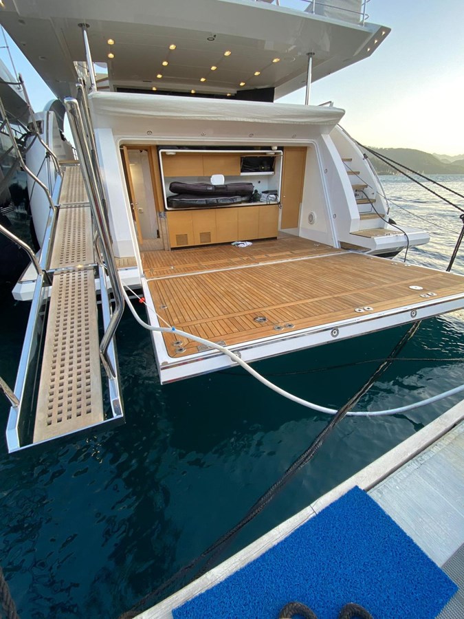 Azimut Yachts Motor Yacht MISS M For Sale