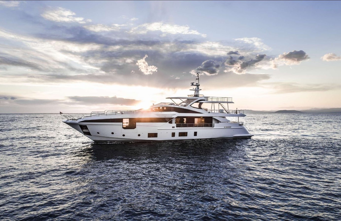 Azimut Yachts Motor Yacht MISS M For Sale