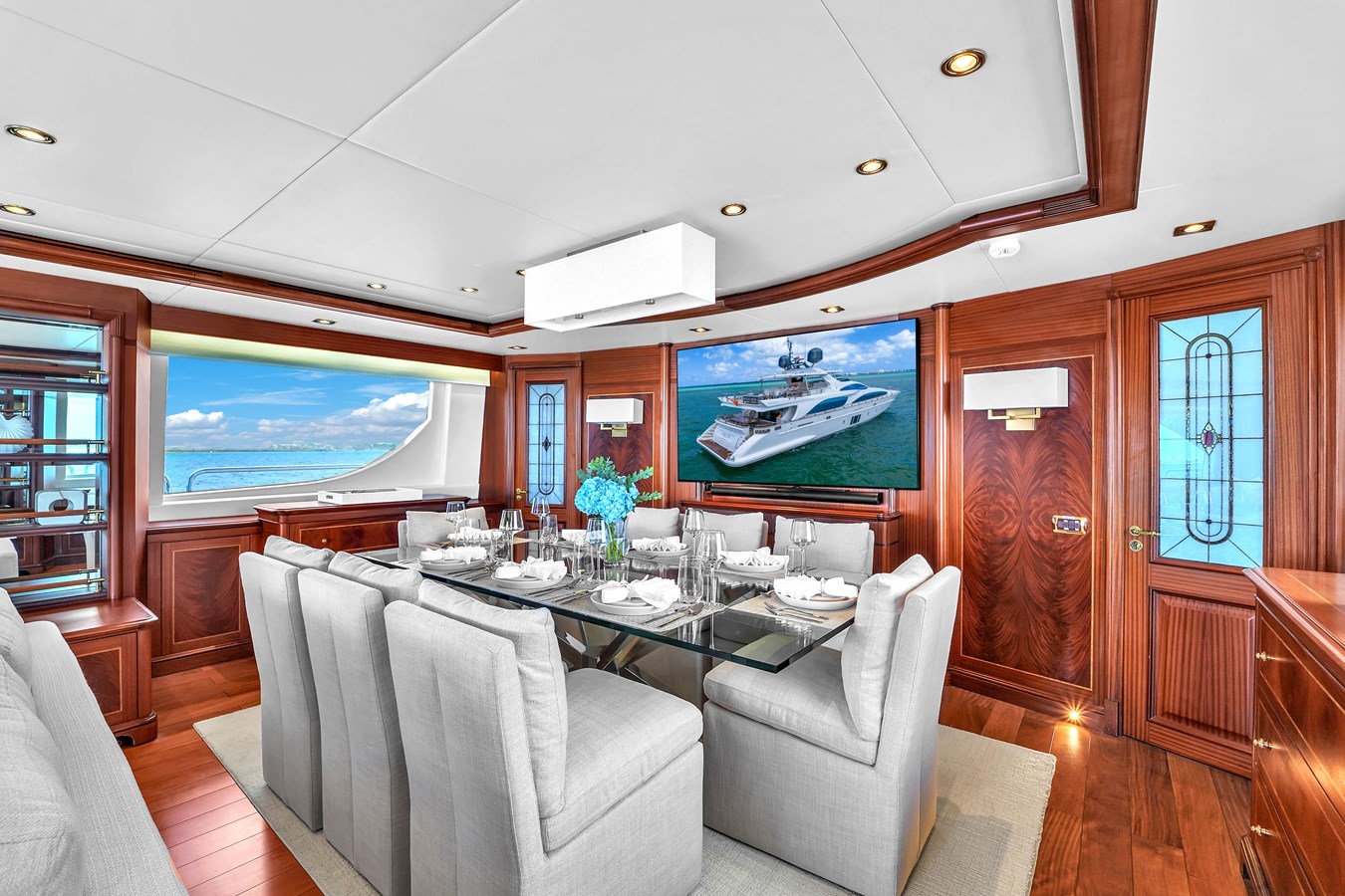 Azimut Yachts Motor Yacht Azimut Grande 105 For Sale