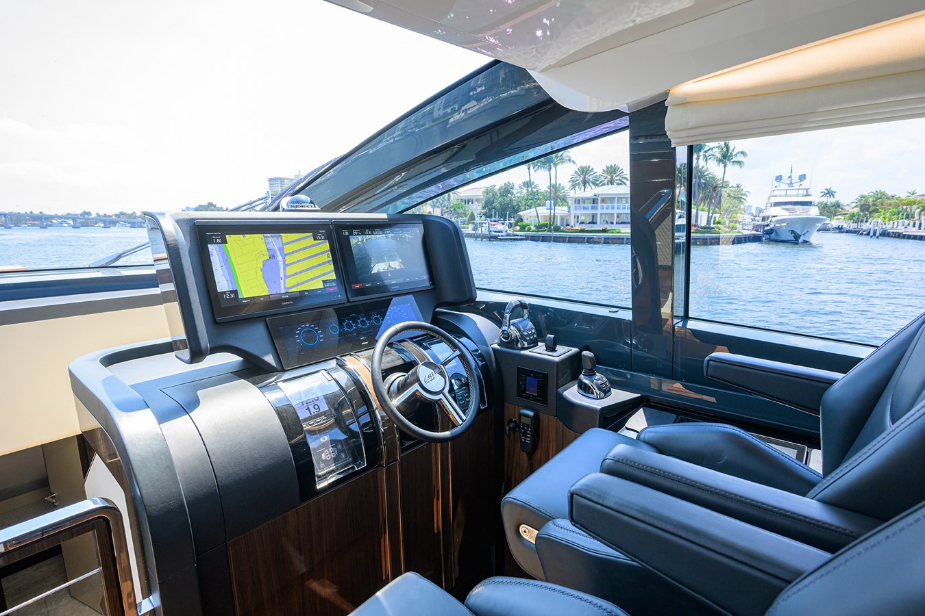 Lazzara Yachts Motor Yacht LAZZARA LSX 67 For Sale