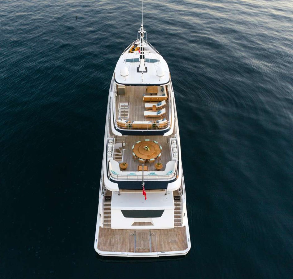 Majesty Motor Yacht BEAUTE For Sale