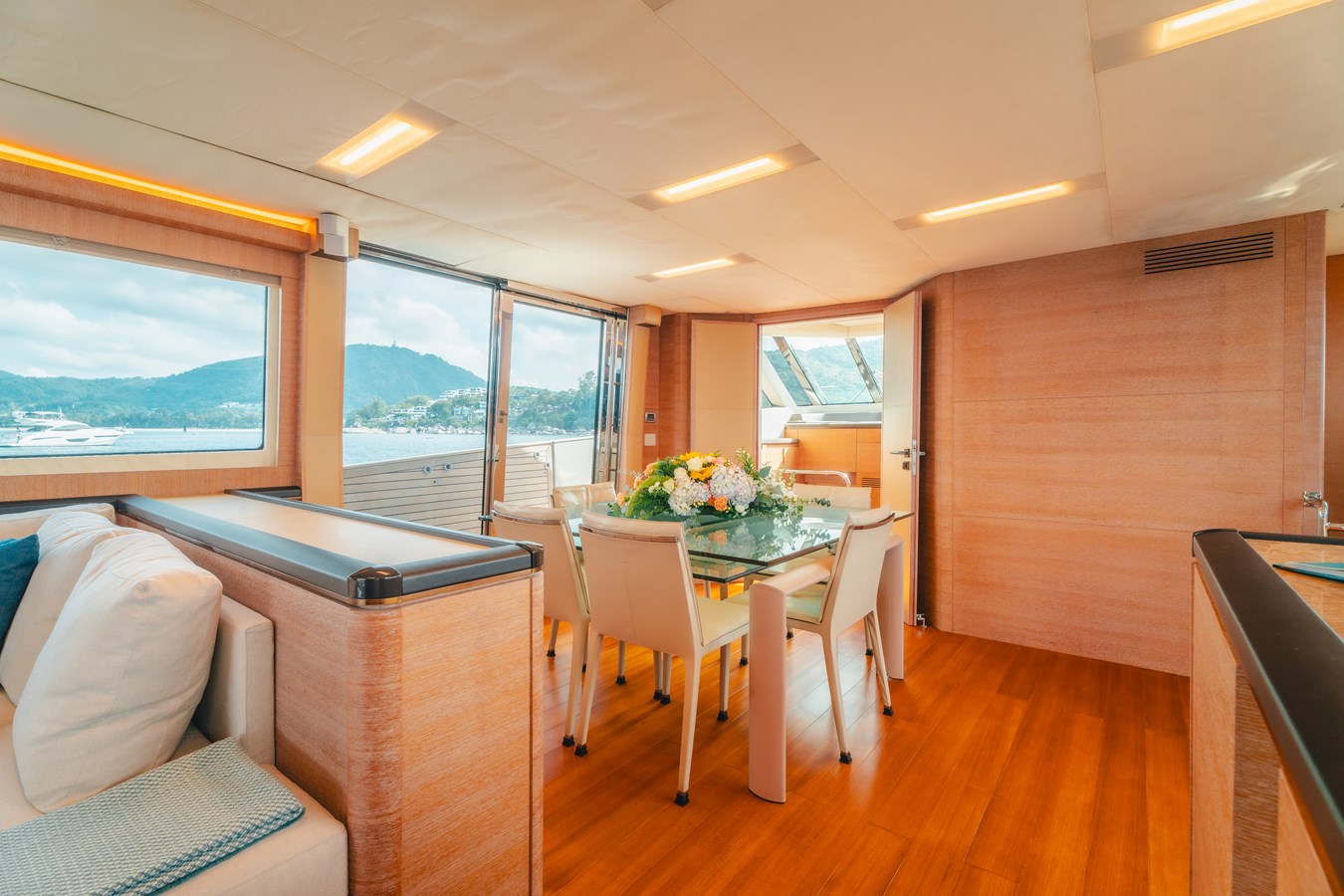 Monte Carlo Yachts Motor Yacht BAYC ASIA For Sale