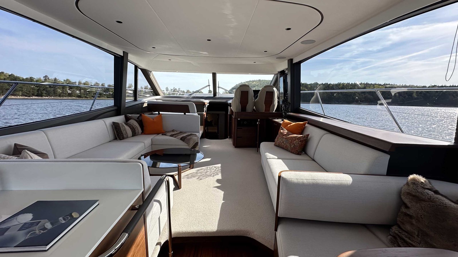 Princess Yachts Motor Yacht Princess F65 (F65012) For Sale