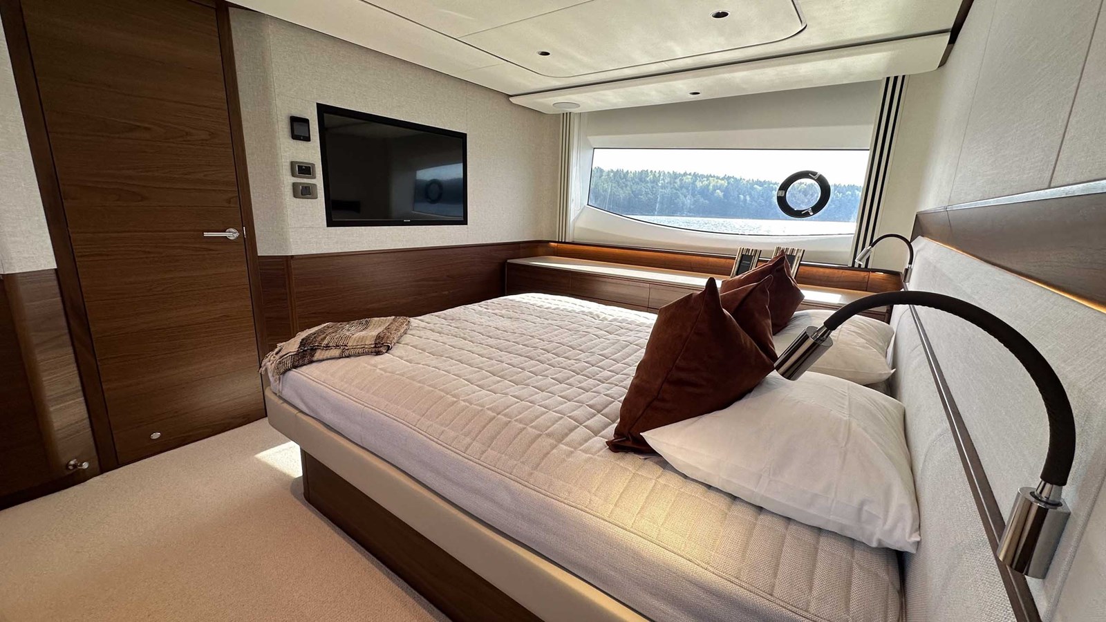 Princess Yachts Motor Yacht Princess F65 (F65012) For Sale
