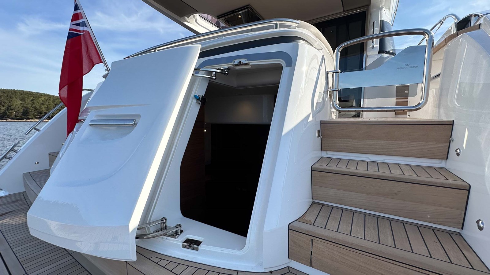 Princess Yachts Motor Yacht Princess F65 (F65012) For Sale