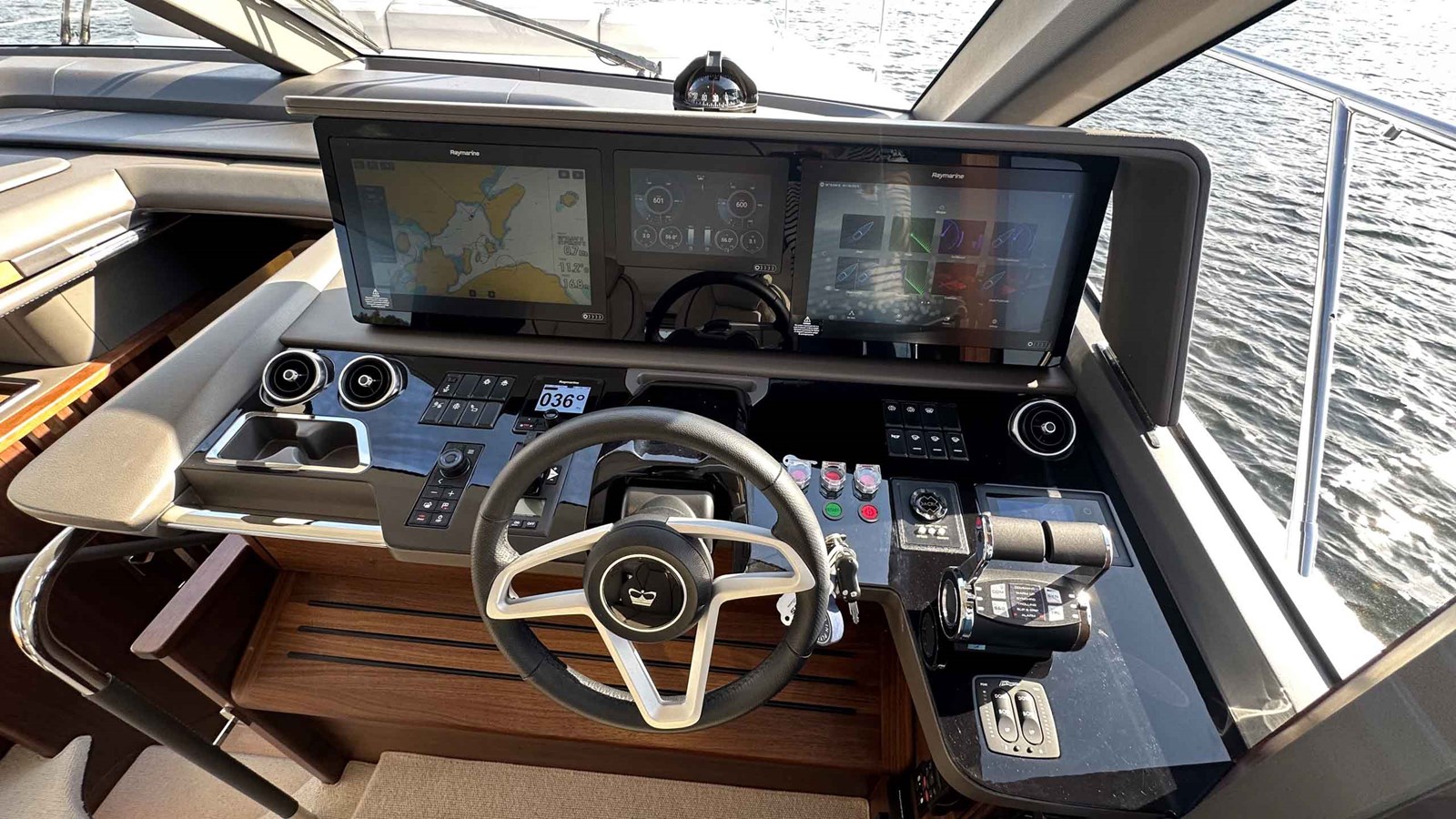 Princess Yachts Motor Yacht Princess F65 (F65012) For Sale