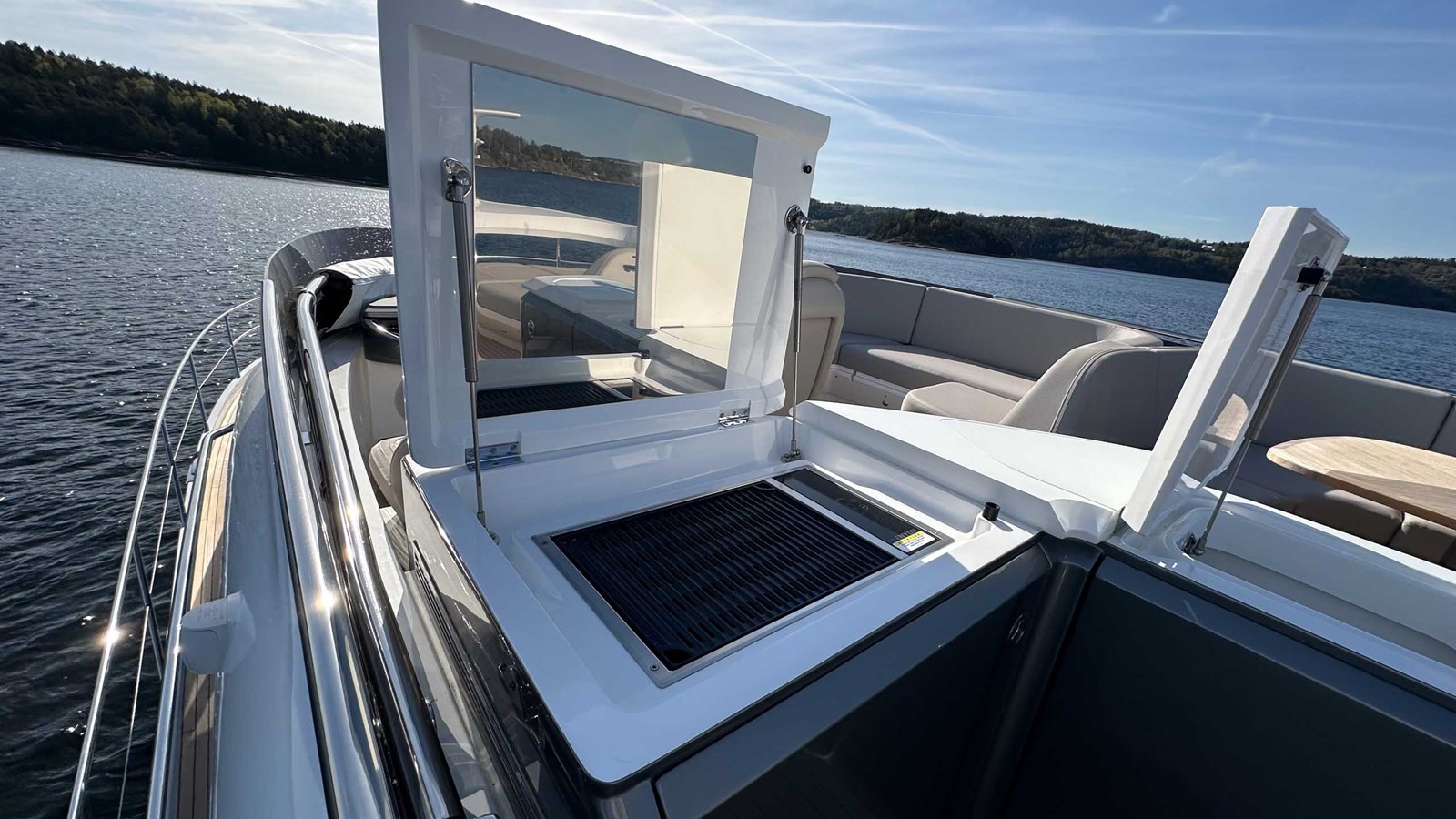 Princess Yachts Motor Yacht Princess F65 (F65012) For Sale
