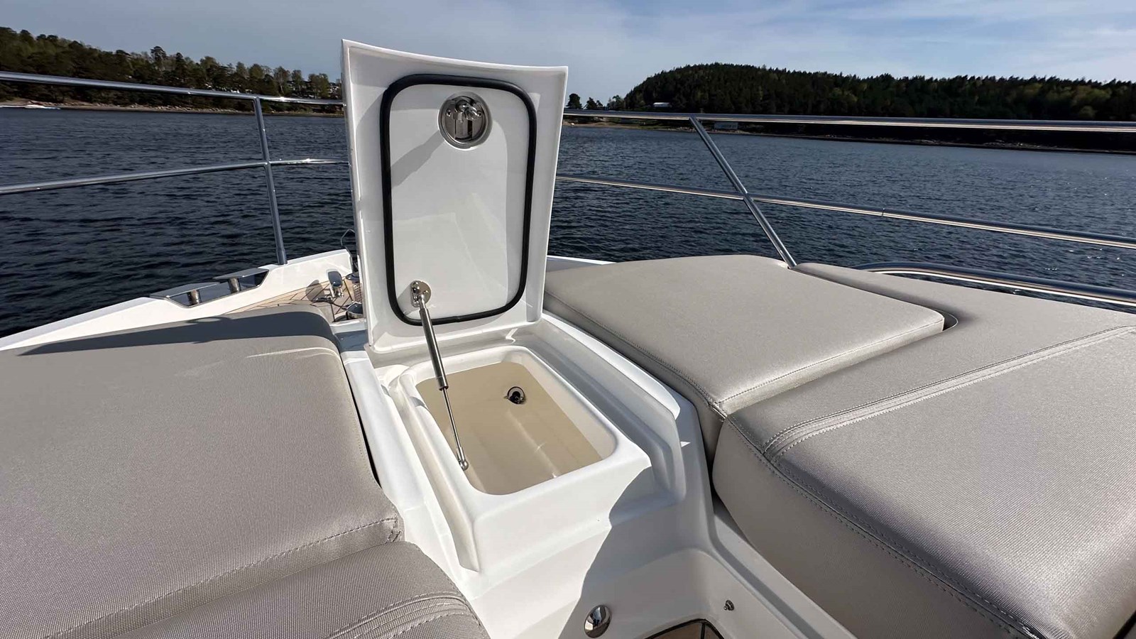 Princess Yachts Motor Yacht Princess F65 (F65012) For Sale