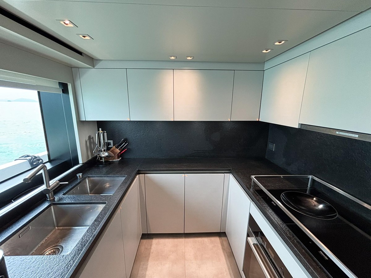 Sanlorenzo Yachts Motor Yacht Sanlorenzo SX88 For Sale