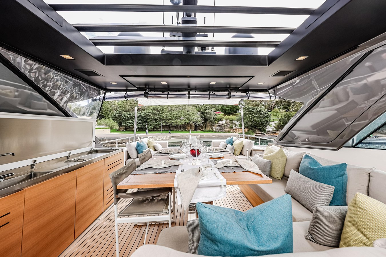 Sanlorenzo Yachts Motor Yacht Sanlorenzo SX76 For Sale