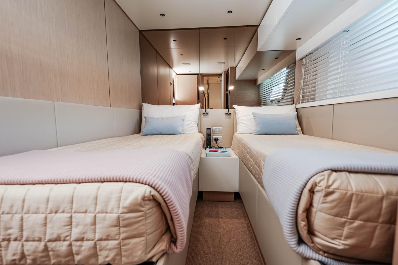 Sanlorenzo Yachts Motor Yacht Sanlorenzo SX76 For Sale