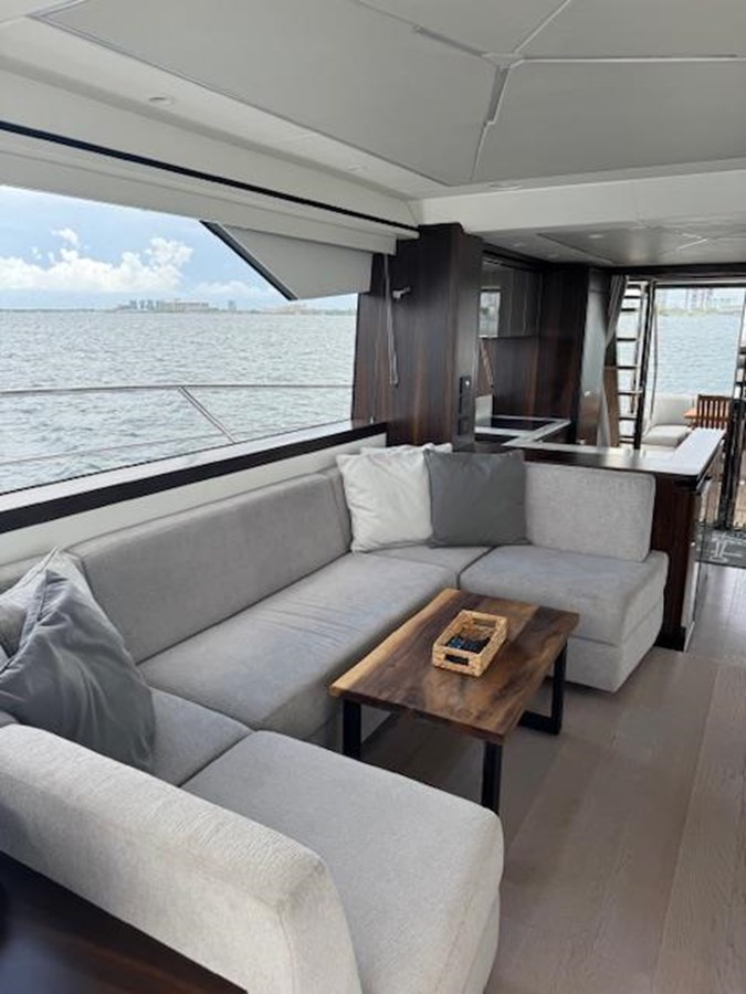 Sunseeker Motor Yacht 4 Play For Sale