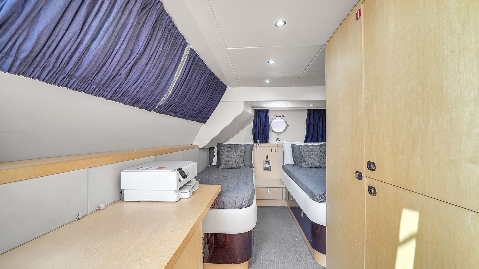 Sunseeker Motor Yacht M4 For Sale