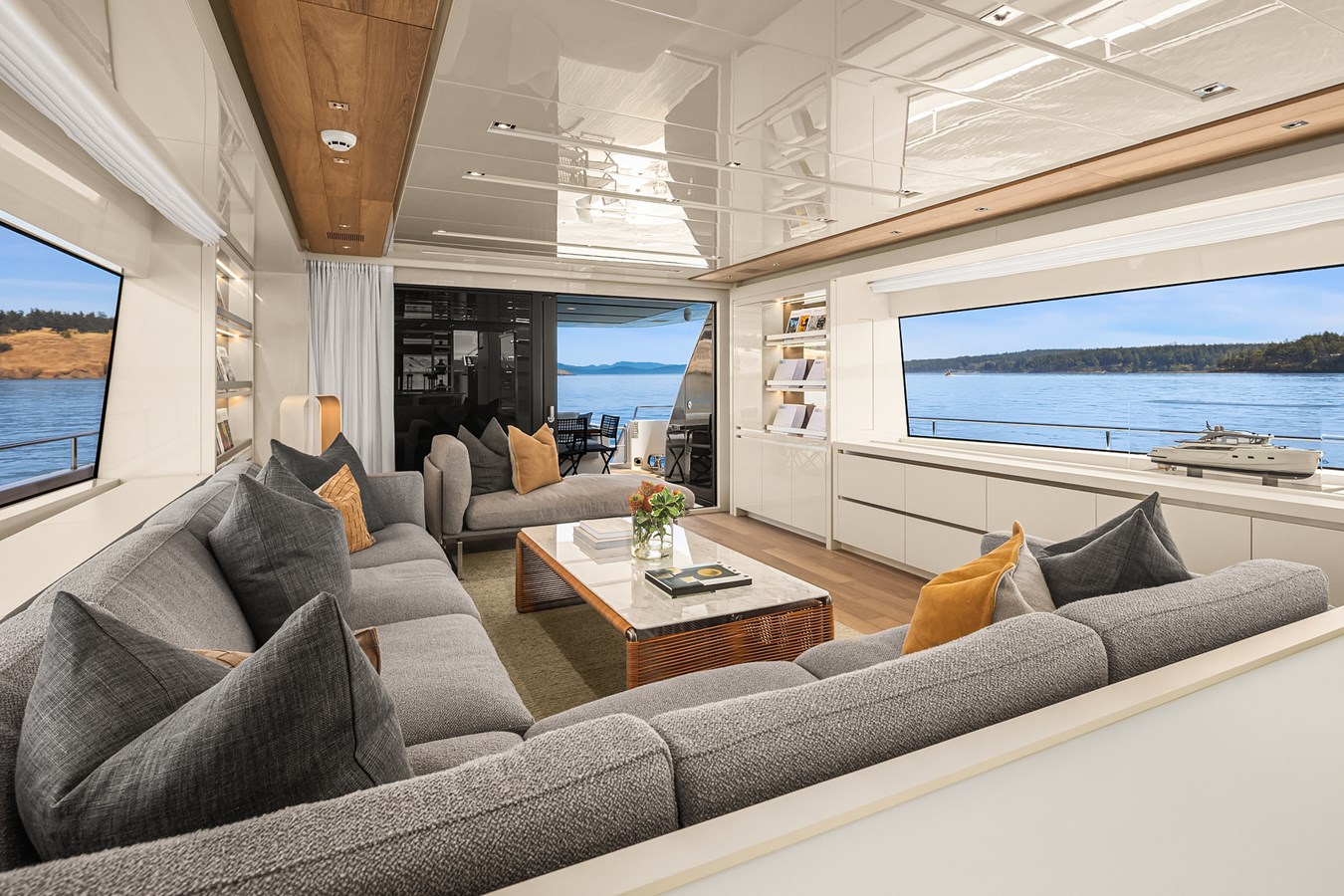 Sanlorenzo Yachts Motor Yacht ESSENZA For Sale