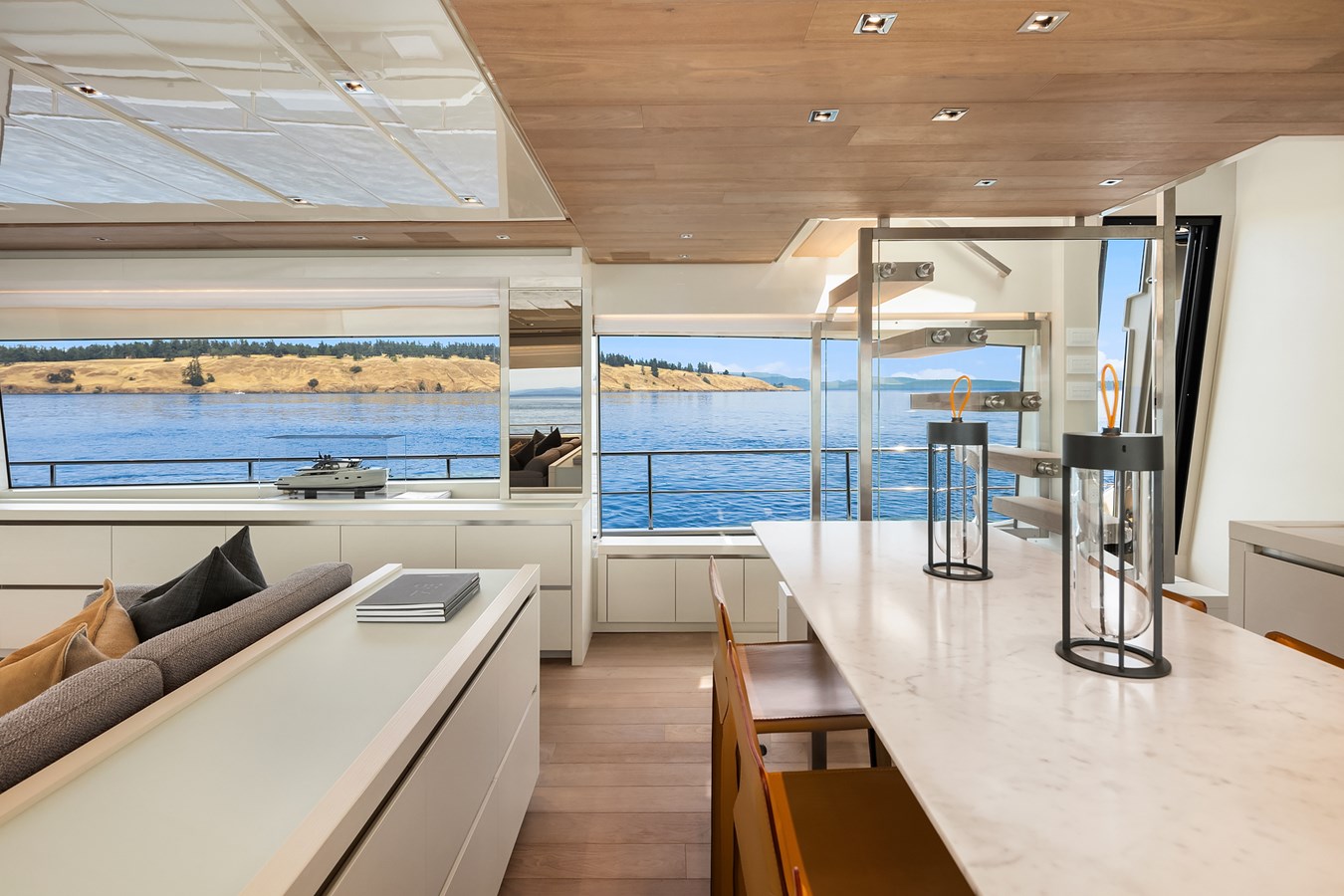 Sanlorenzo Yachts Motor Yacht ESSENZA For Sale