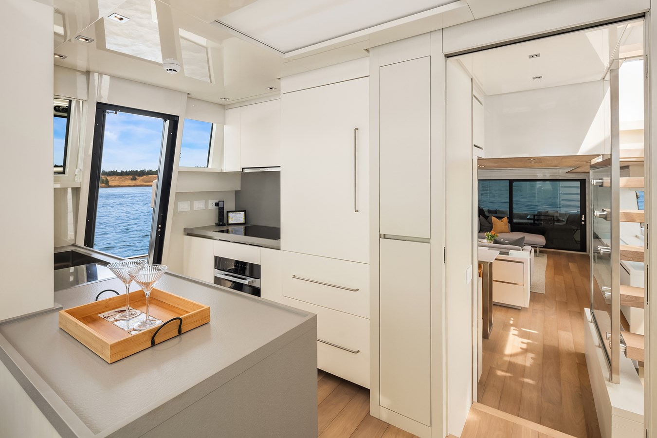 Sanlorenzo Yachts Motor Yacht ESSENZA For Sale