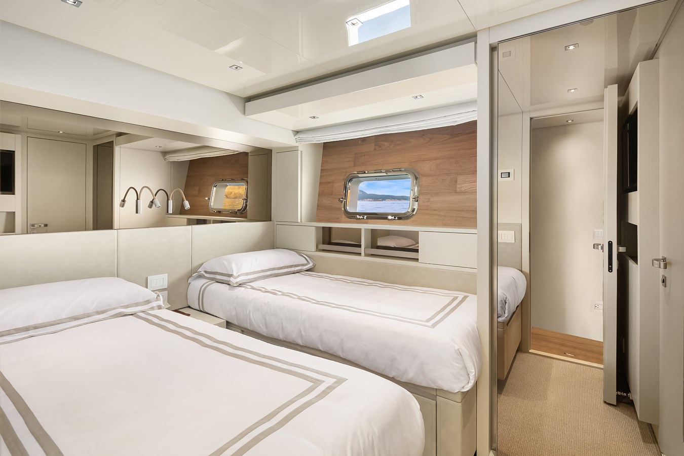 Sanlorenzo Yachts Motor Yacht ESSENZA For Sale