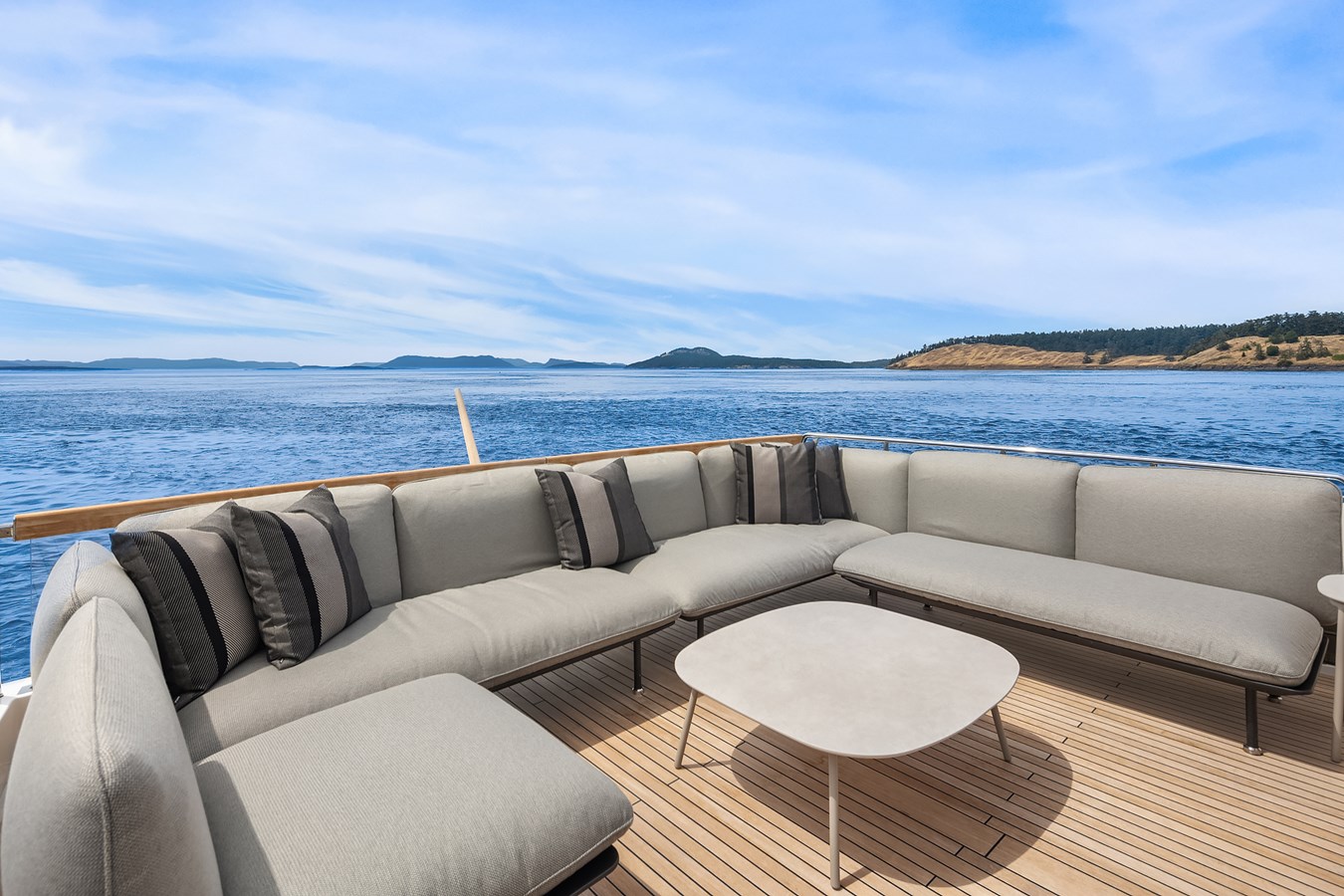 Sanlorenzo Yachts Motor Yacht ESSENZA For Sale