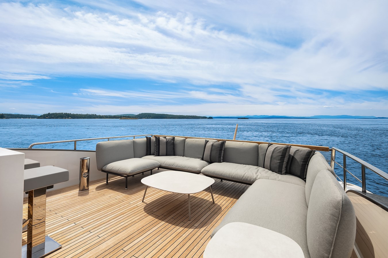 Sanlorenzo Yachts Motor Yacht ESSENZA For Sale