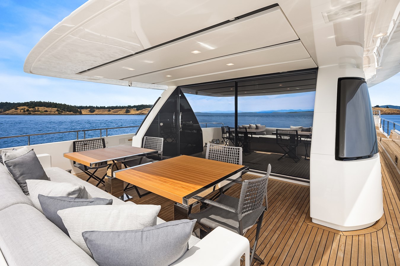 Sanlorenzo Yachts Motor Yacht ESSENZA For Sale
