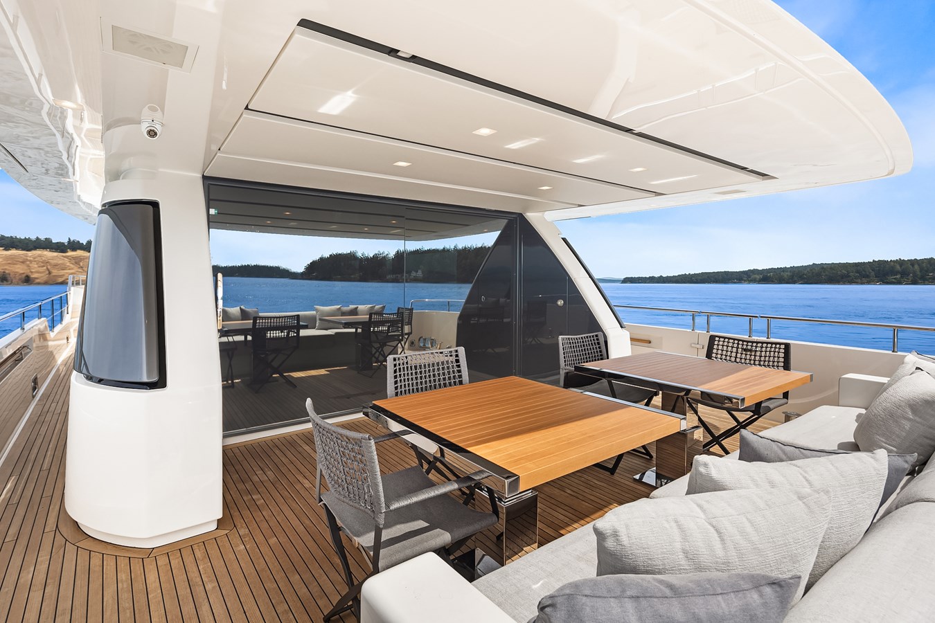 Sanlorenzo Yachts Motor Yacht ESSENZA For Sale