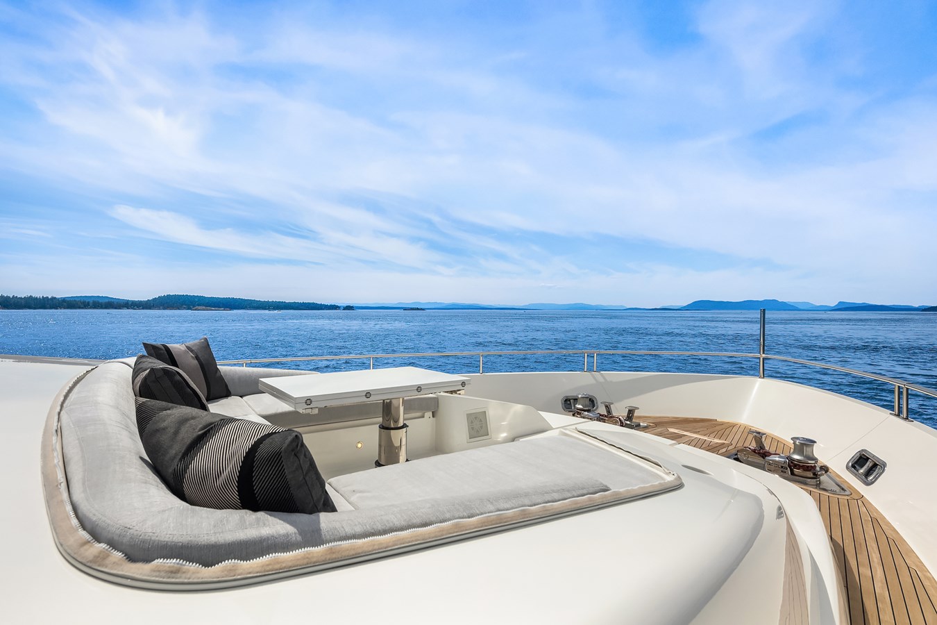 Sanlorenzo Yachts Motor Yacht ESSENZA For Sale