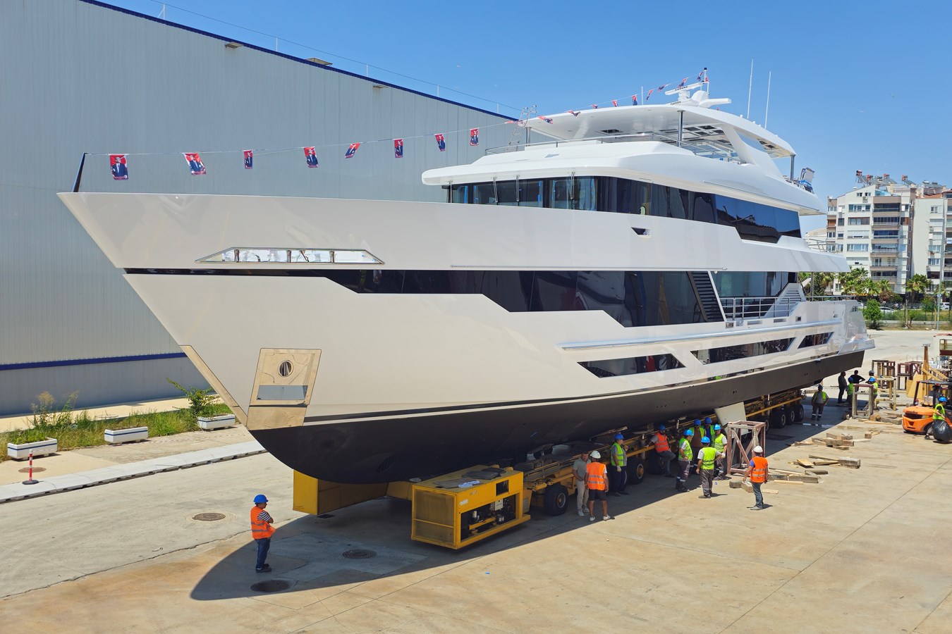 Hargrave Custom Yachts Motor Yacht E Series 125 Hargrave Superyachts "MY RESONANCE" For Sale