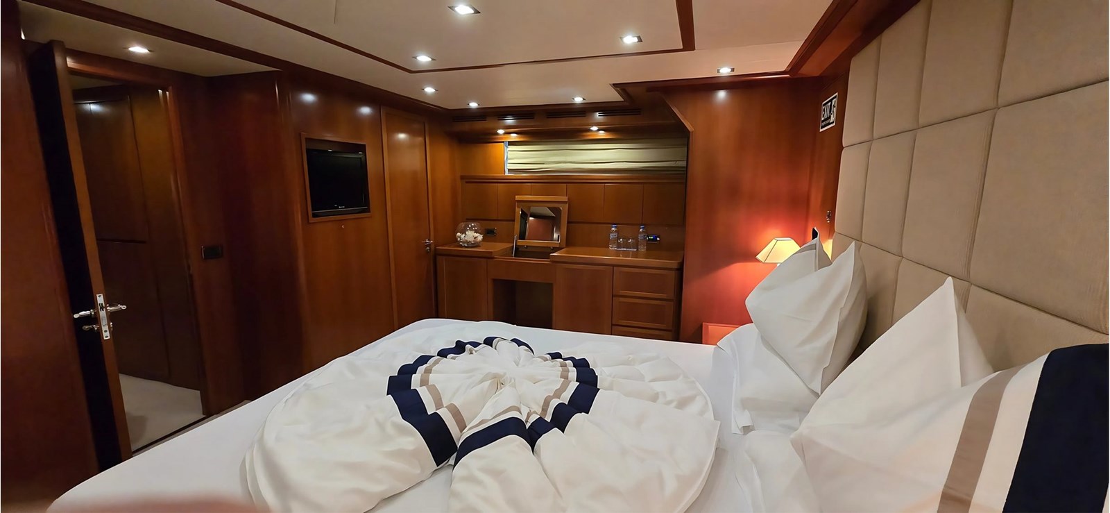 Falcon Motor Yacht M/Y BALKAN For Sale