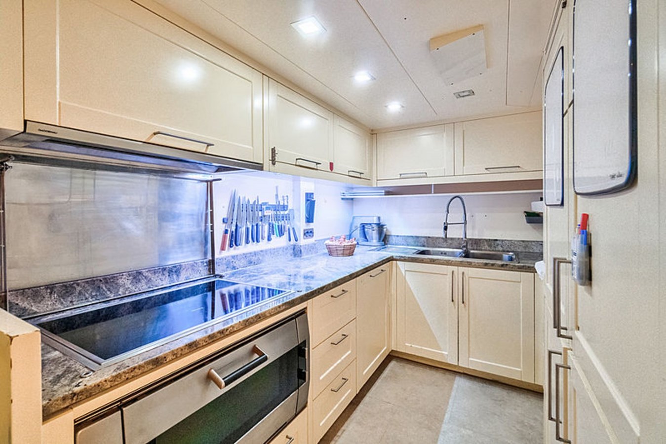 Falcon Motor Yacht M/Y BALKAN For Sale