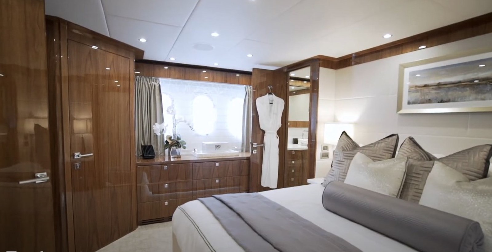 Hargrave Custom Yachts Motor Yacht LOLA T For Sale