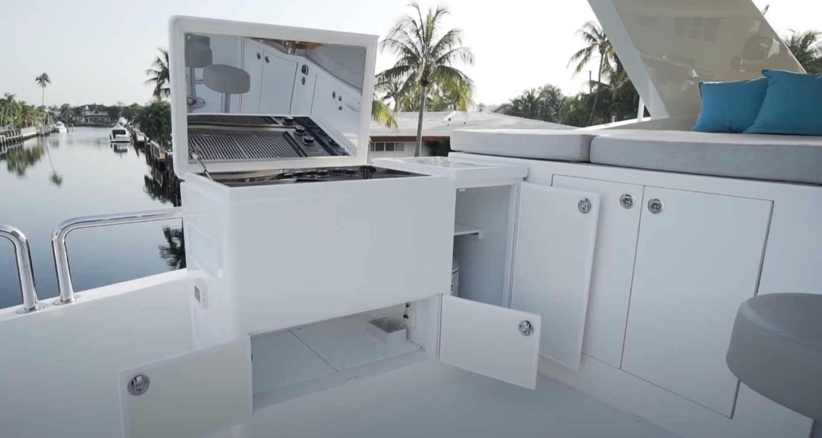 Hargrave Custom Yachts Motor Yacht LOLA T For Sale