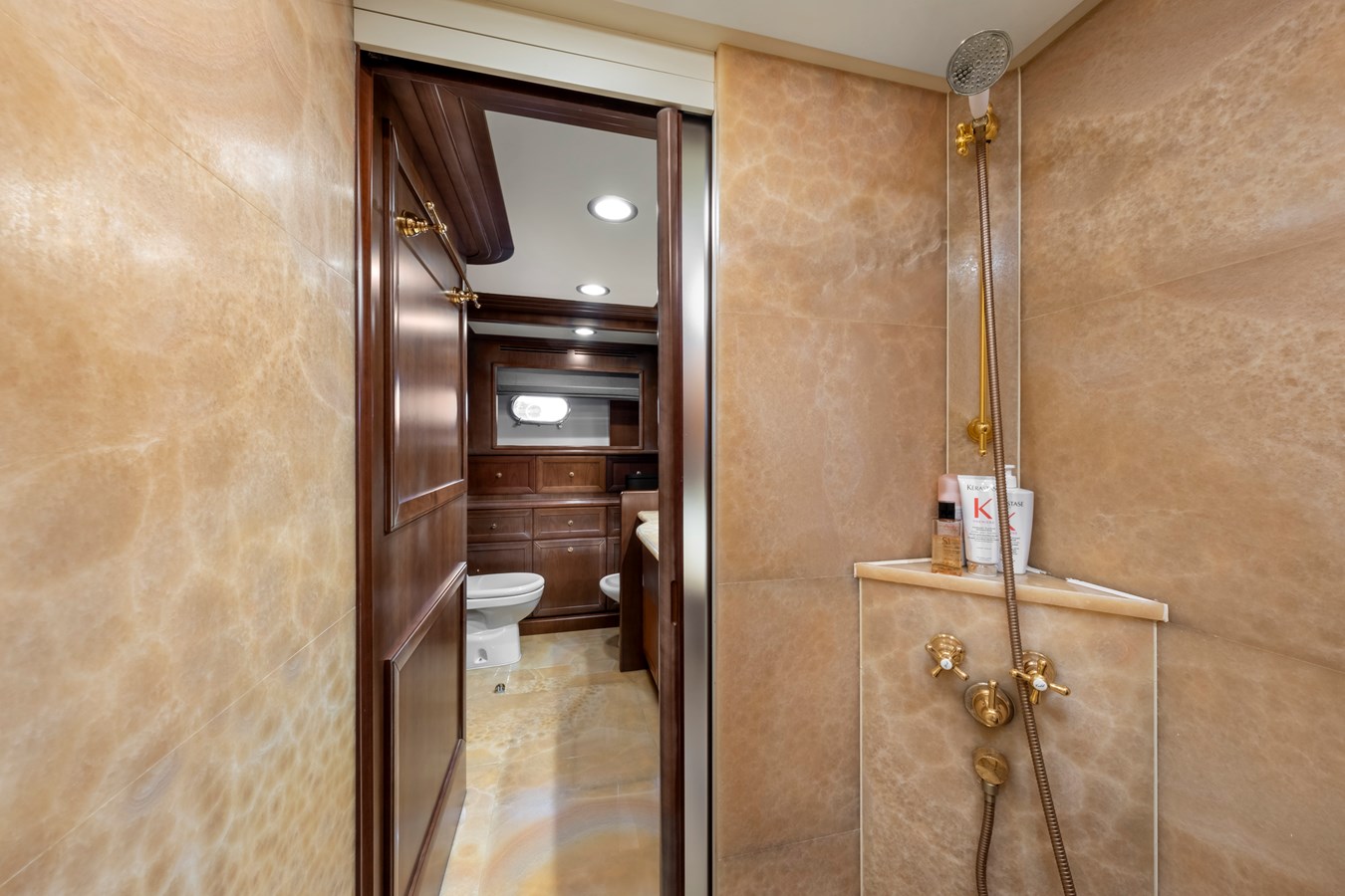 Custom Line Motor Yacht HAG For Sale