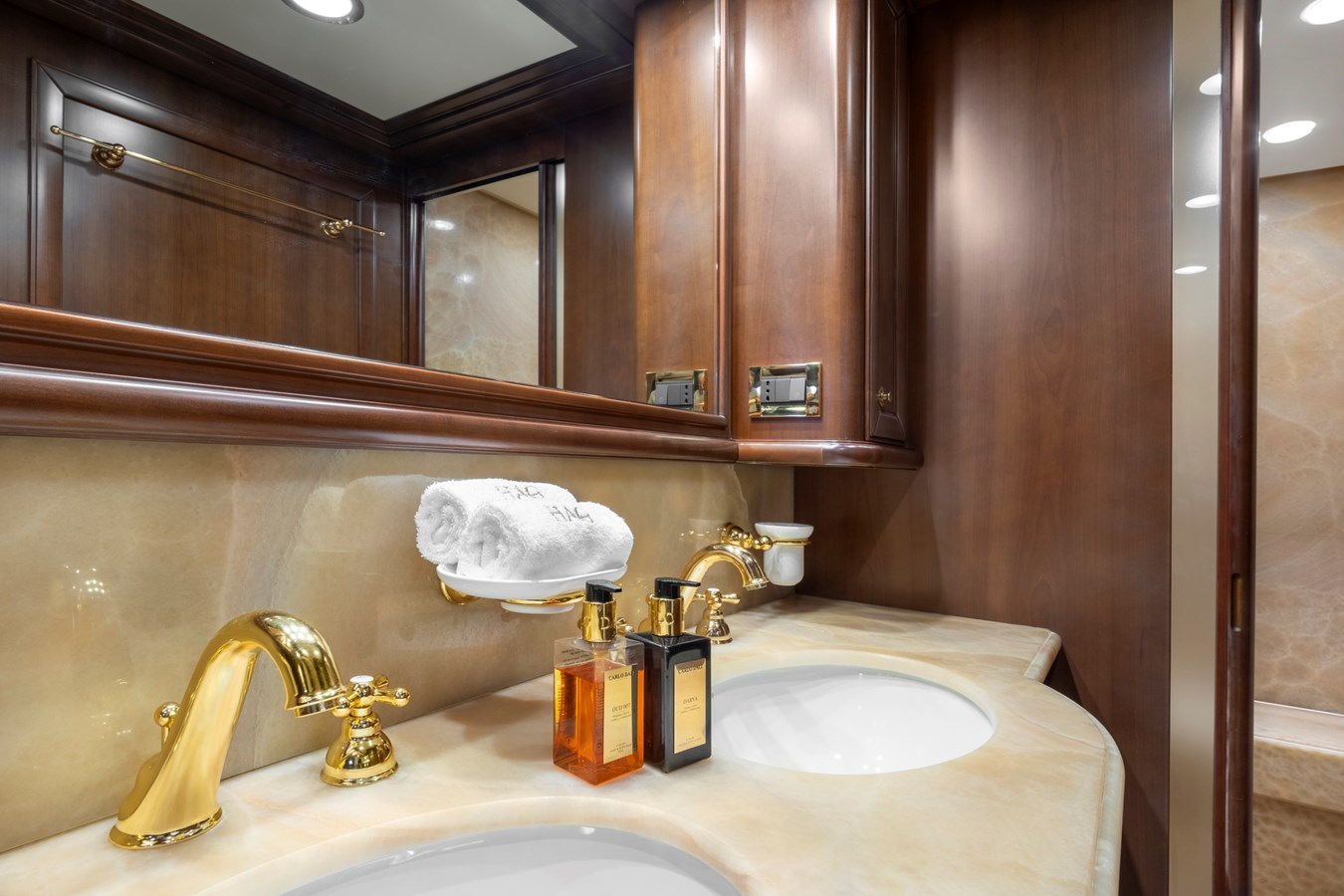 Custom Line Motor Yacht HAG For Sale