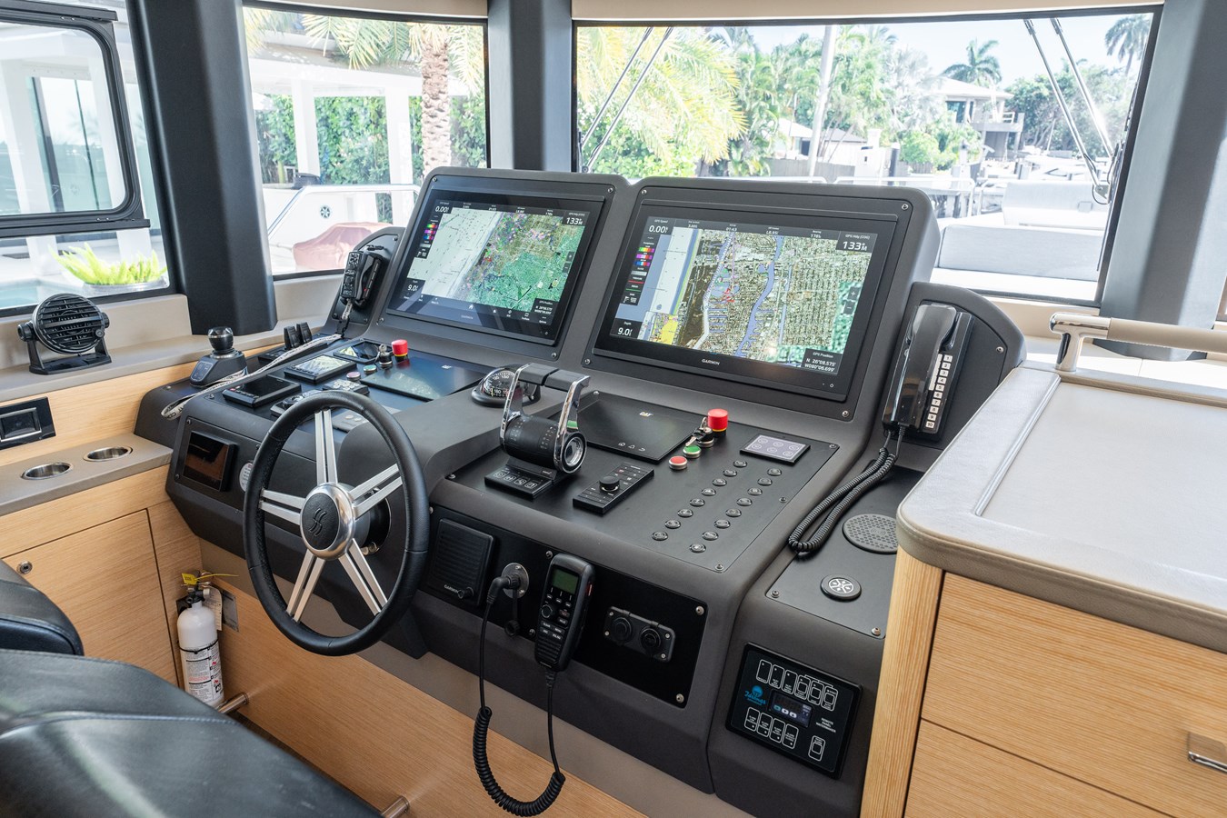 Sirena Motor Yacht FANTASEA For Sale