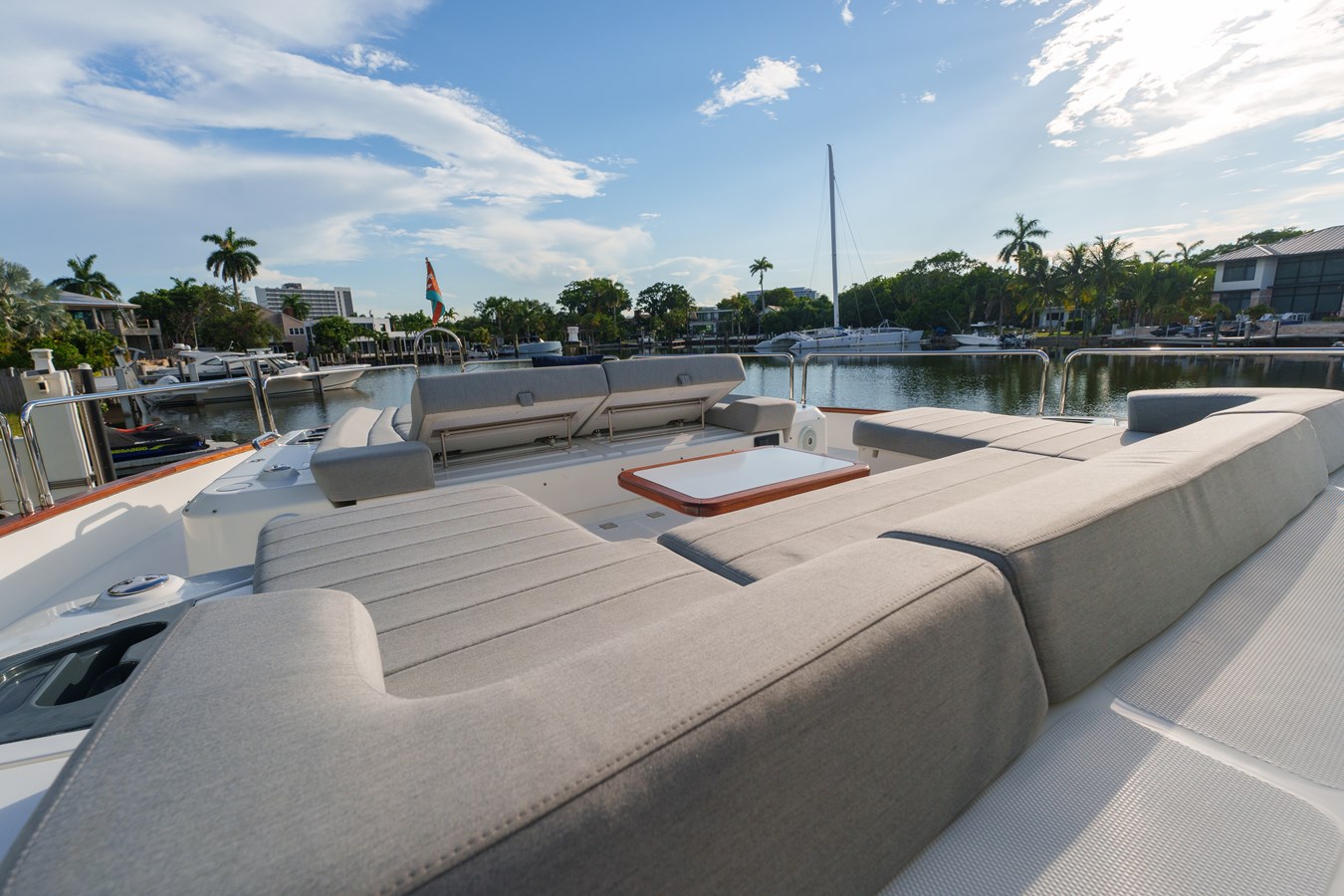 Sirena Motor Yacht FANTASEA For Sale