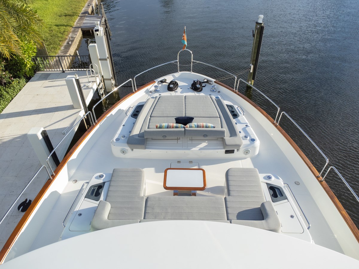 Sirena Motor Yacht FANTASEA For Sale