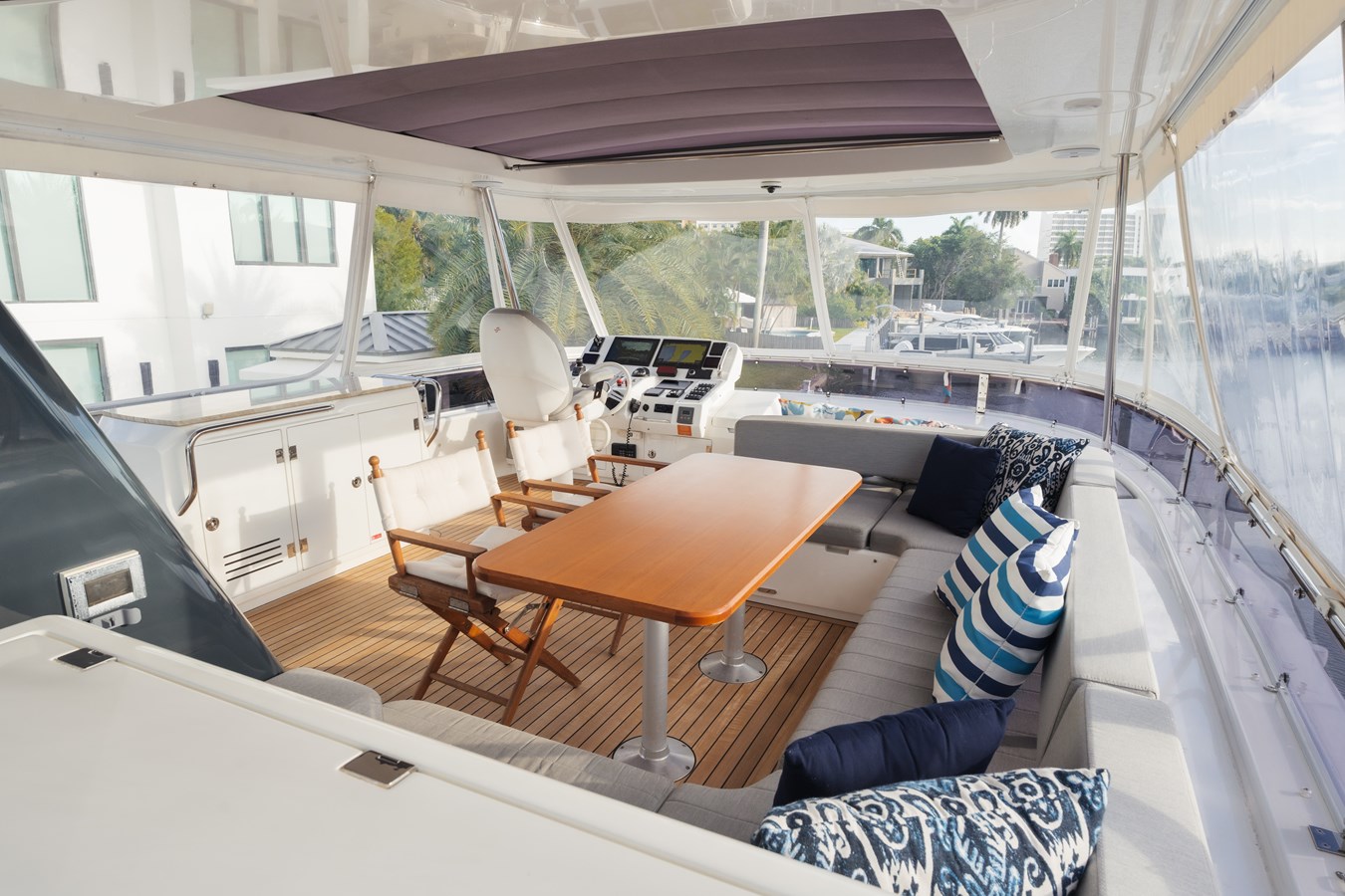Sirena Motor Yacht FANTASEA For Sale