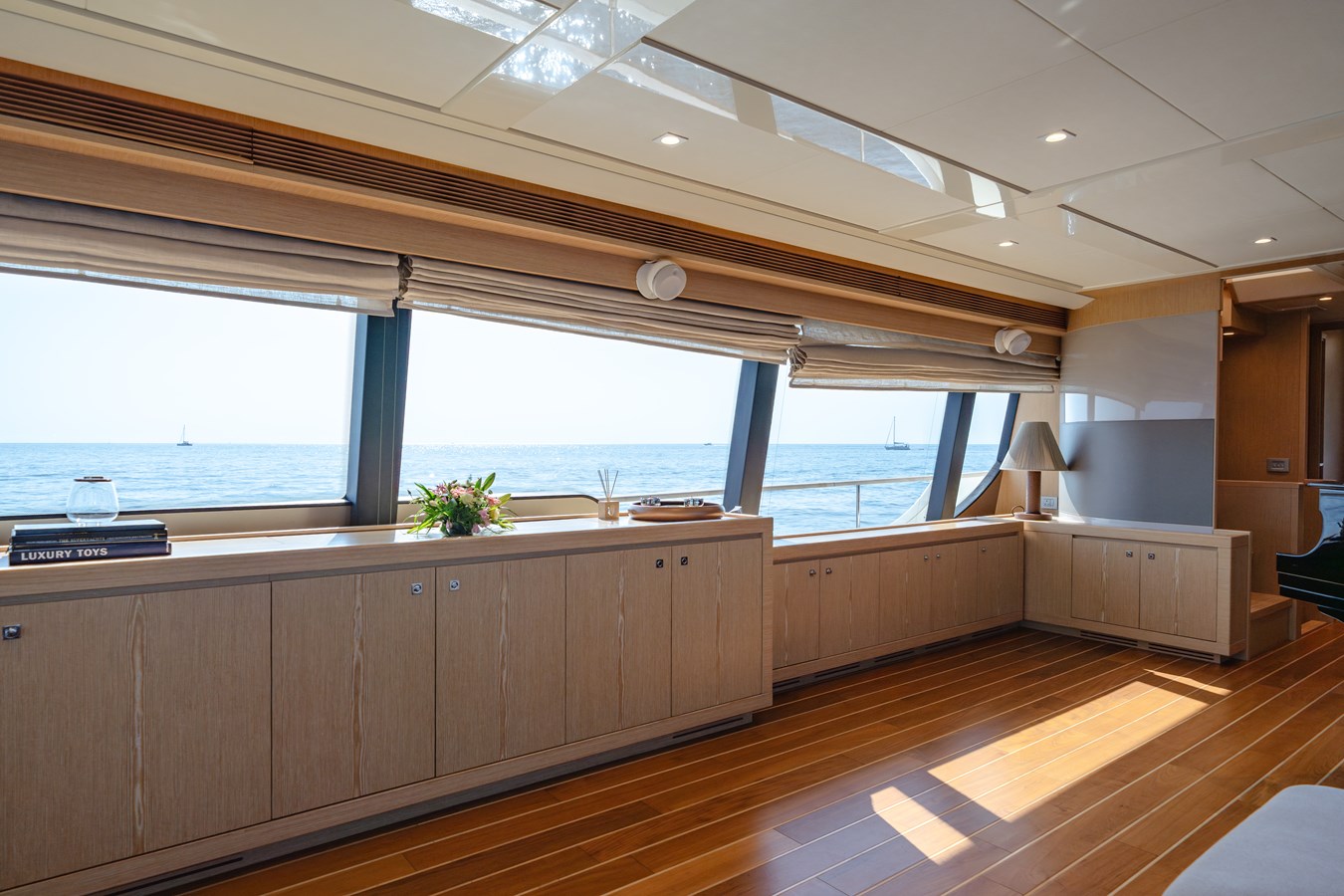 Ferretti Custom Line Cruising Yacht GIADA For Sale
