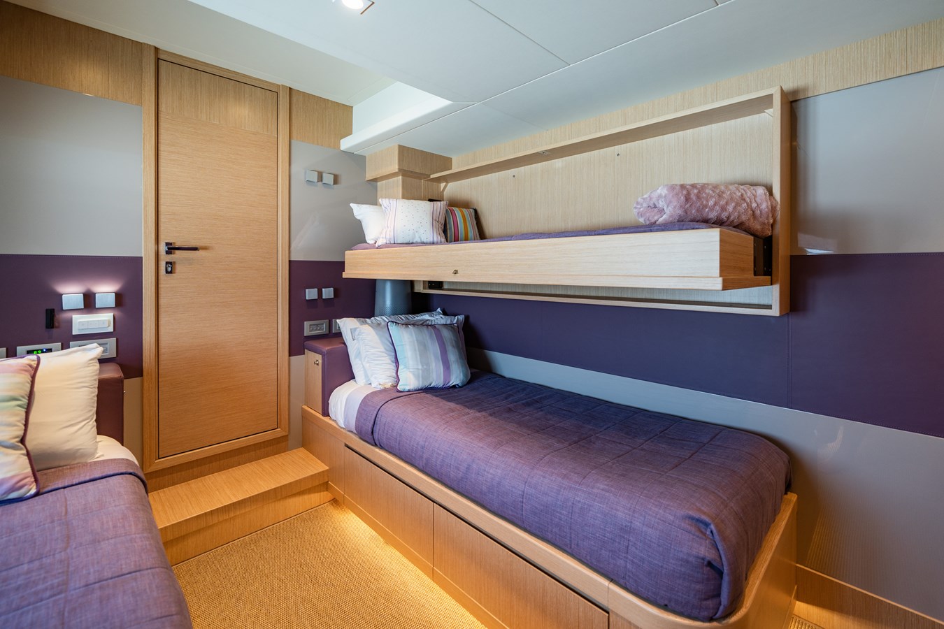 Ferretti Custom Line Cruising Yacht GIADA For Sale