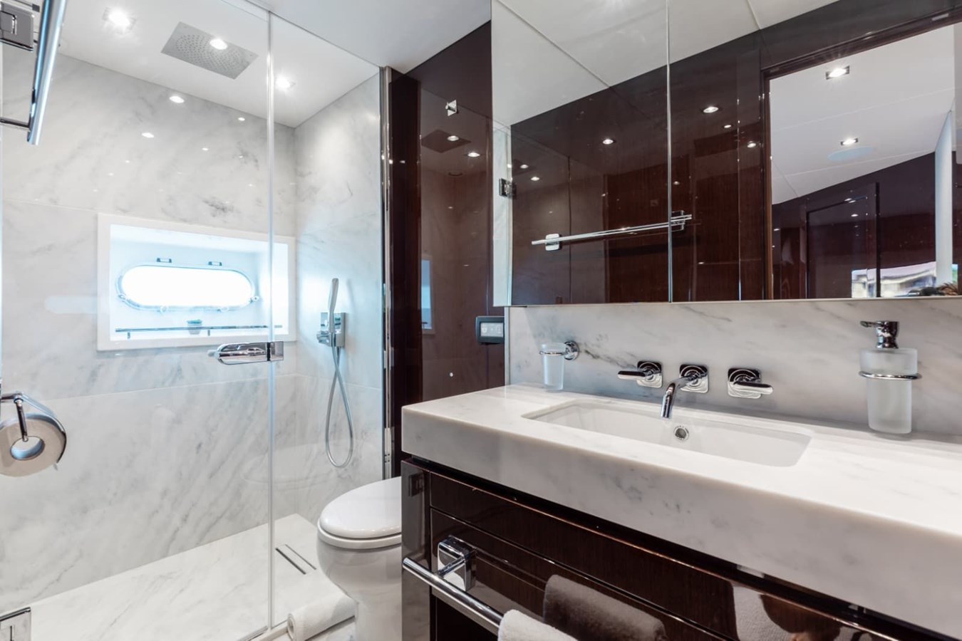 Sunseeker Motor Yacht 95 ft 2018 Sunseeker 95 Yacht, Mirracle For Sale