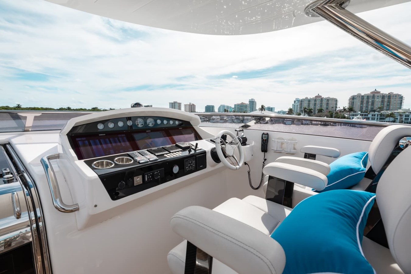Sunseeker Motor Yacht 95 ft 2018 Sunseeker 95 Yacht, Mirracle For Sale