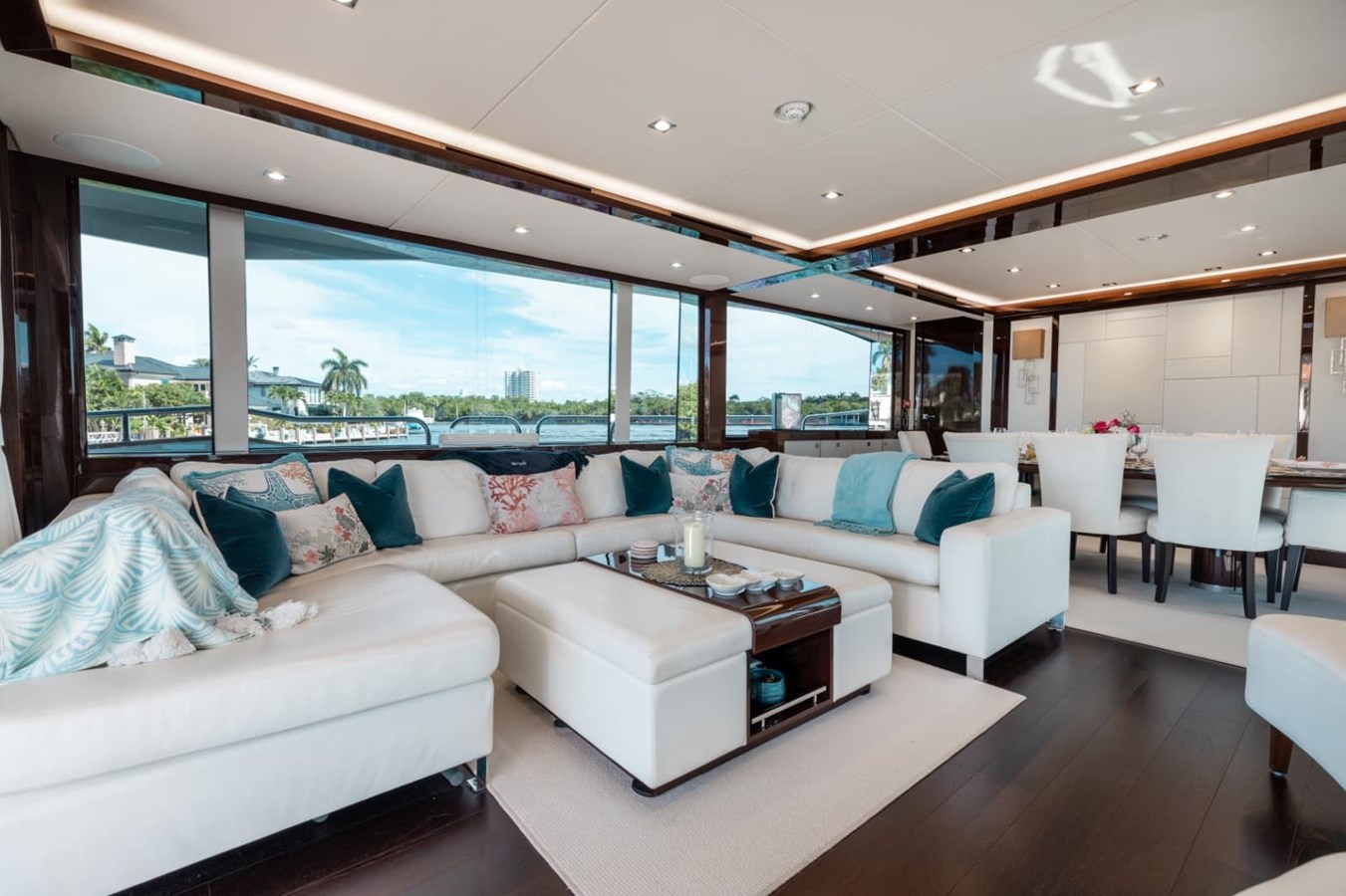 Sunseeker Motor Yacht 95 ft 2018 Sunseeker 95 Yacht, Mirracle For Sale
