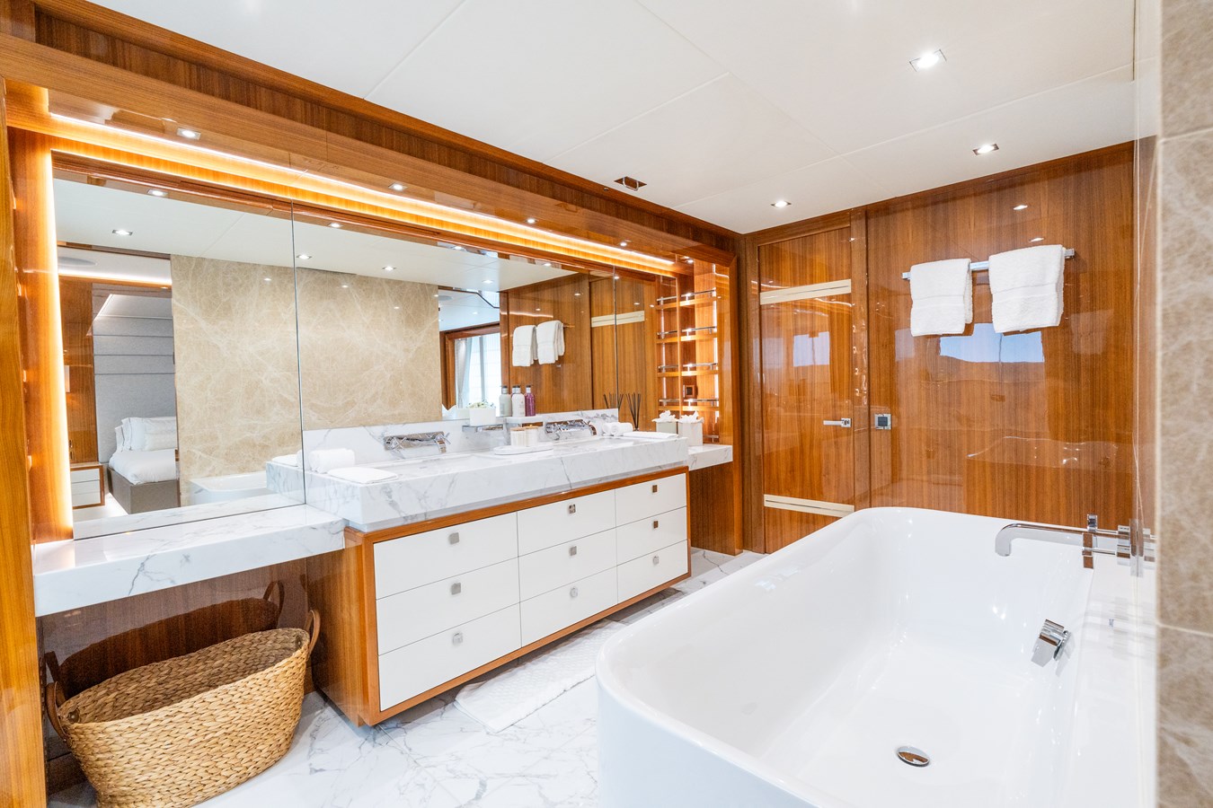Sunseeker Motor Yacht ALADDIN For Sale