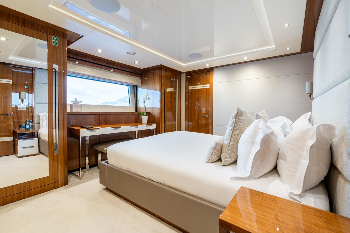 Sunseeker Motor Yacht ALADDIN For Sale