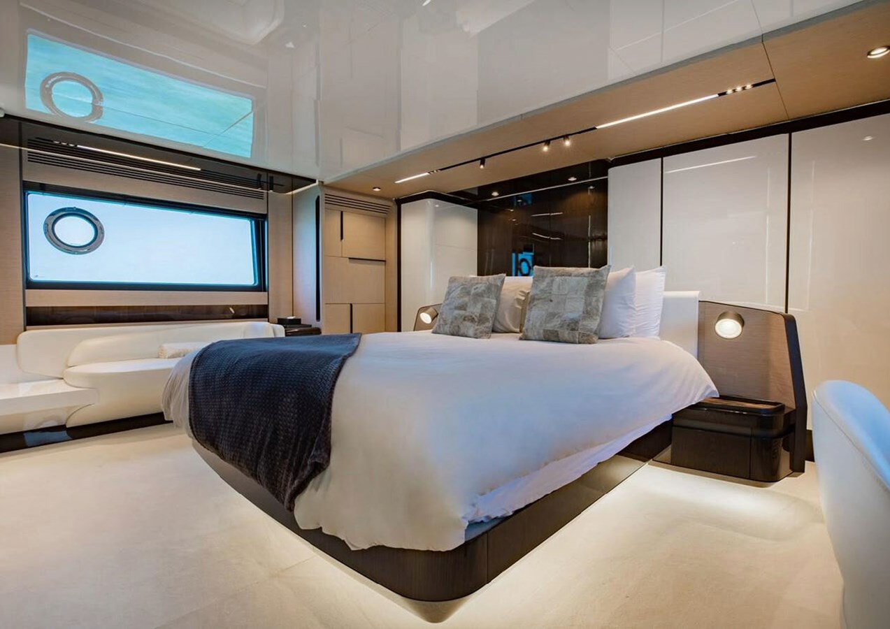 Azimut Yachts Motor Yacht Lance West For Sale