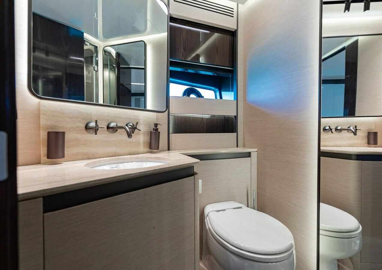 Azimut Yachts Motor Yacht Lance West For Sale