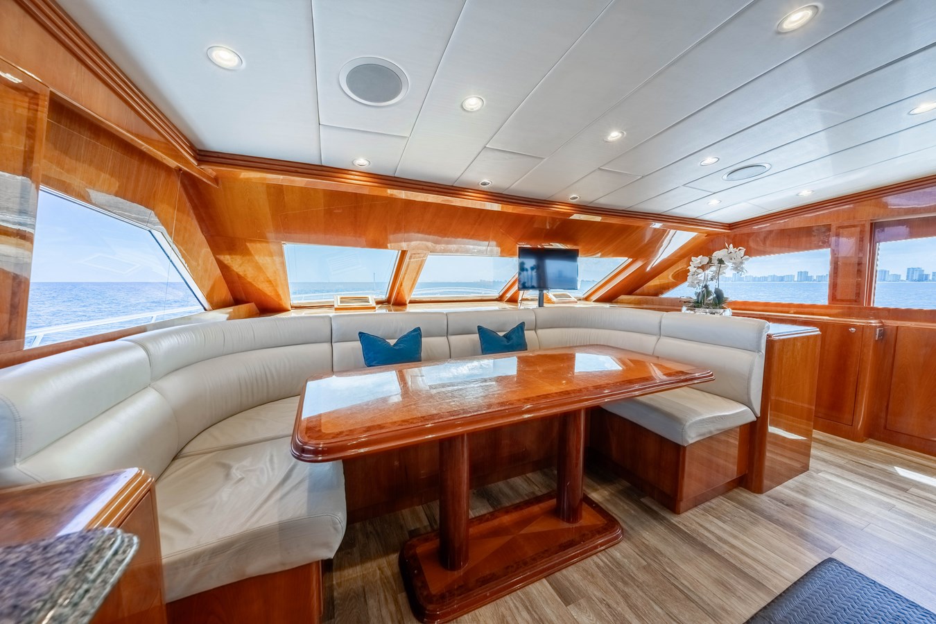 Hargrave Custom Yachts Motor Yacht BRANDI WINE For Sale